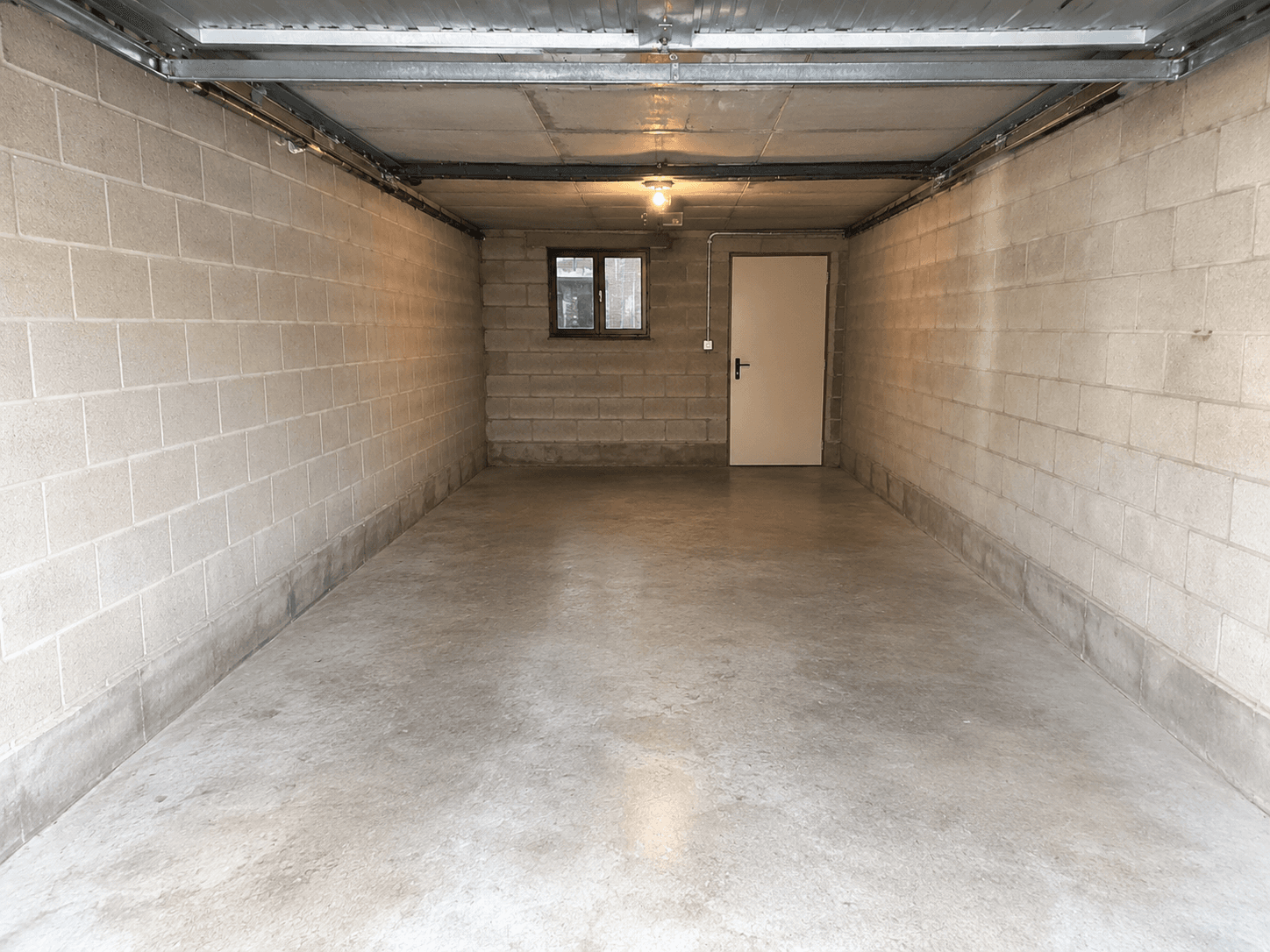 Garage cleared after years of accumulated clutter after